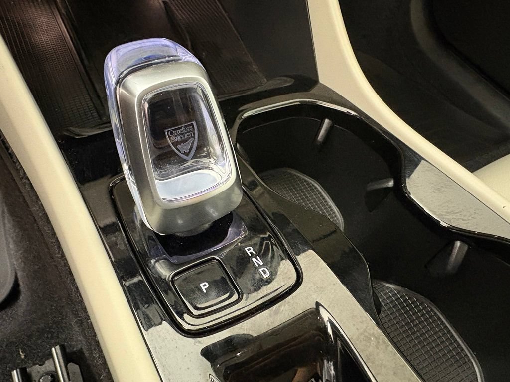 Used 2026 Volvo XC40 B5 Plus AWD/4WD image 31