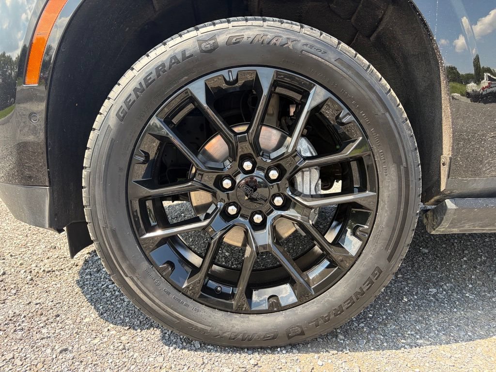Used 2026 GMC Yukon Denali w/ Sun & Power Step Package AWD/4WD image 6