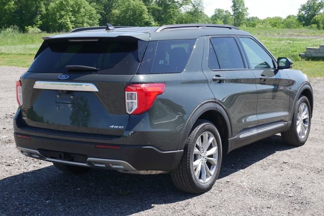 Used 2024 Ford Explorer XLT w/ Equipment Group 202A AWD/4WD image 11