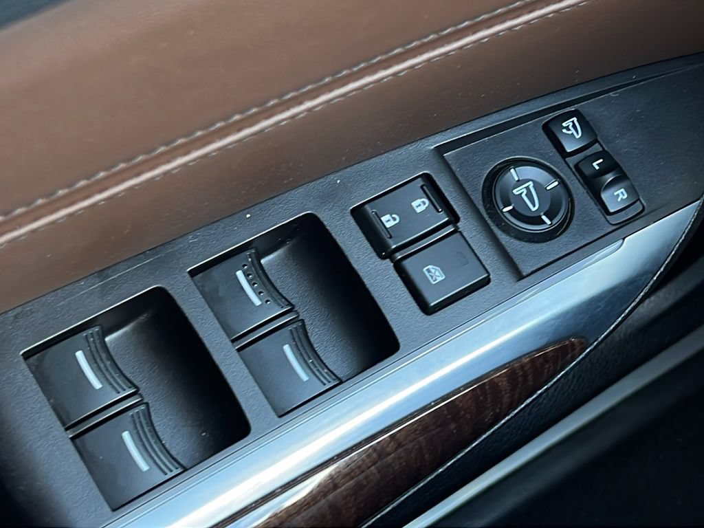 Used 2020 Acura TLX w/ Advance Package AWD/4WD image 19