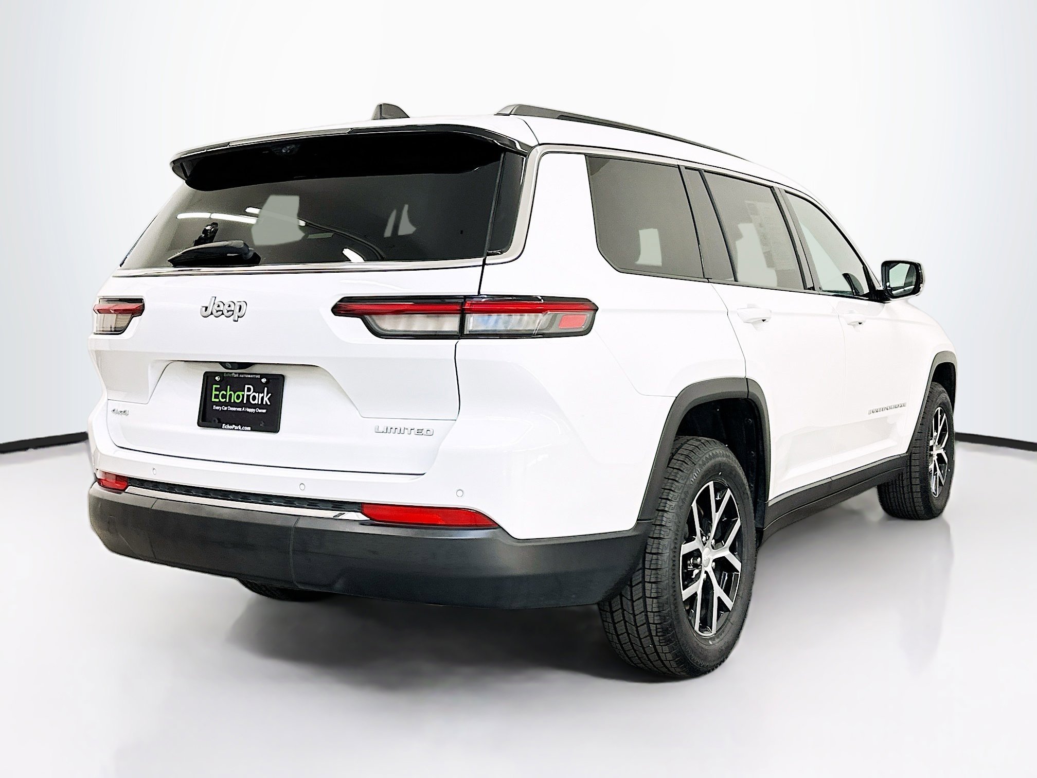 Used 2024 Jeep Grand Cherokee L Limited w/ Luxury Tech Group II image 9