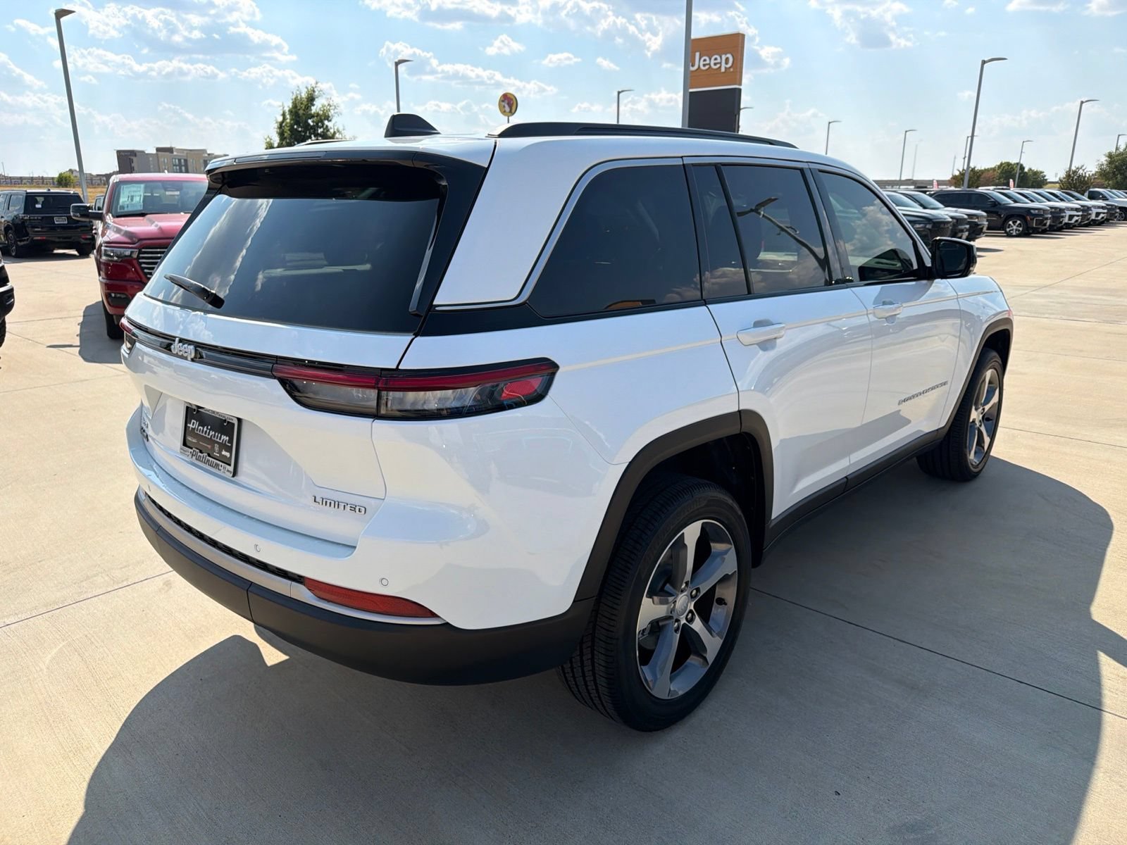 New 2026 Jeep Grand Cherokee Limited AWD/4WD image 5