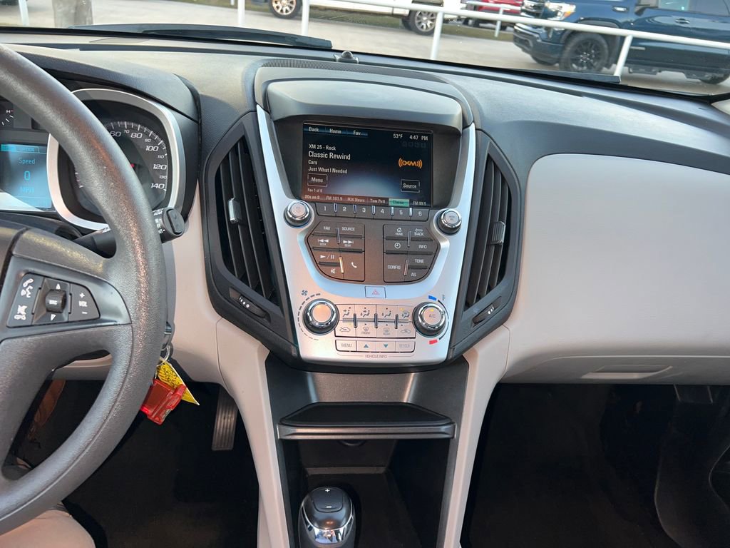 Used 2017 Chevrolet Equinox LS image 18