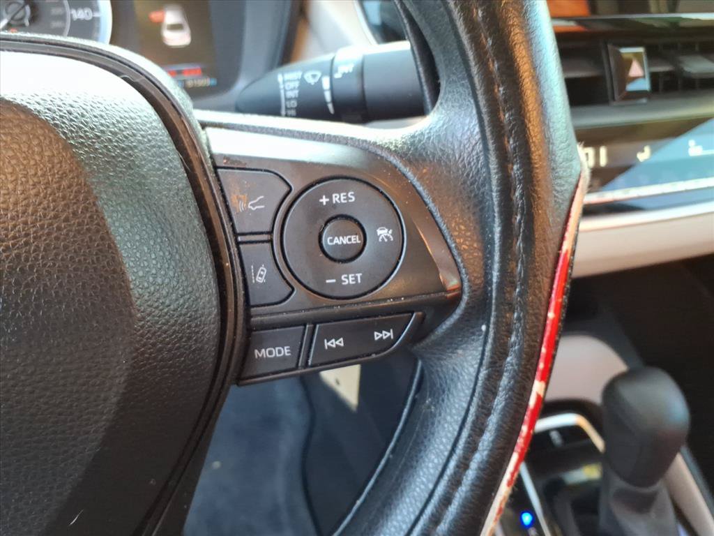 Used 2022 Toyota Corolla LE FWD image 30
