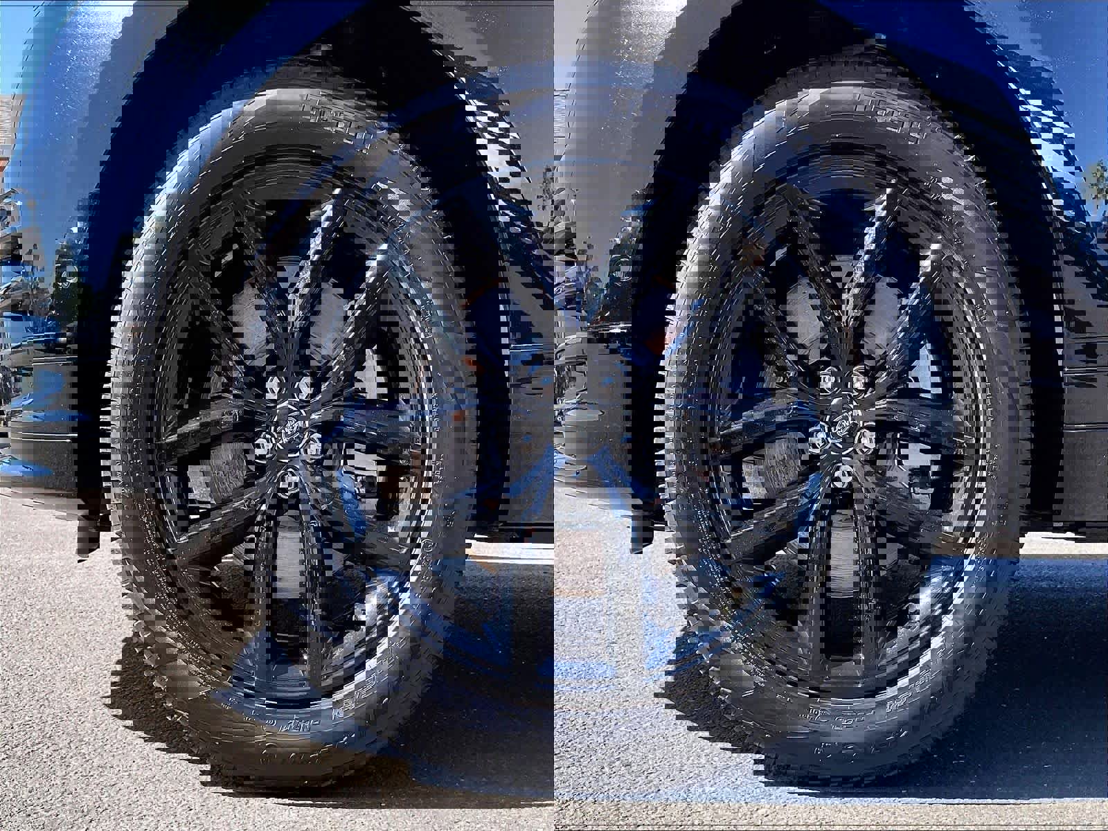 Used 2026 Land Rover Range Rover Velar Dynamic SE image 11