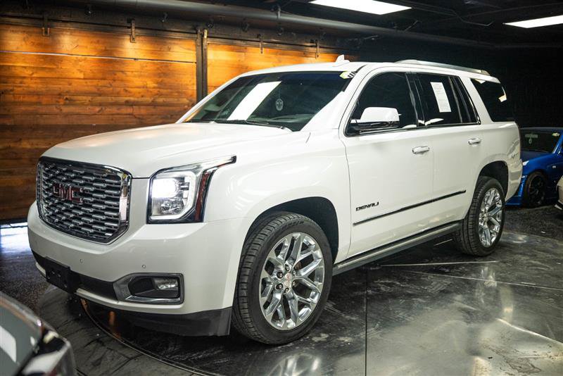 Used 2018 GMC Yukon Denali w/ Denali Ultimate Package AWD/4WD image 2