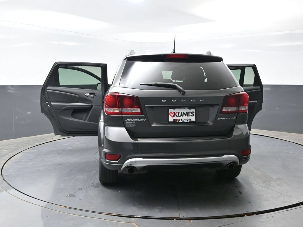 Used 2017 Dodge Journey Crossroad AWD/4WD image 57