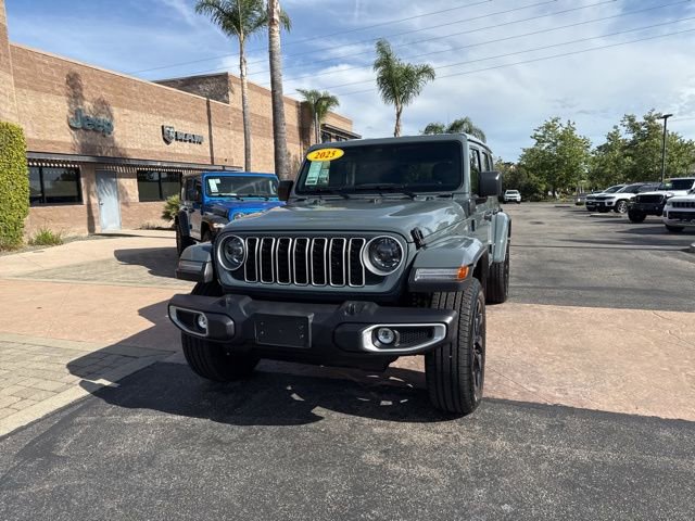 Used 2025 Jeep Wrangler Unlimited Sahara w/ Safety Group image 5