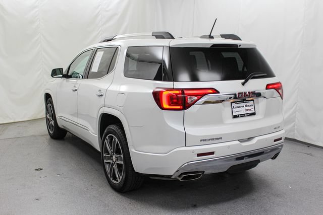 Certified 2017 GMC Acadia Denali w/ Technology Package AWD/4WD image 6
