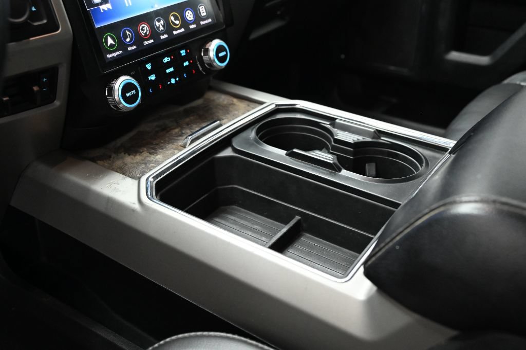 Used 2019 Ford F250 Lariat w/ Lariat Value Package AWD/4WD image 44