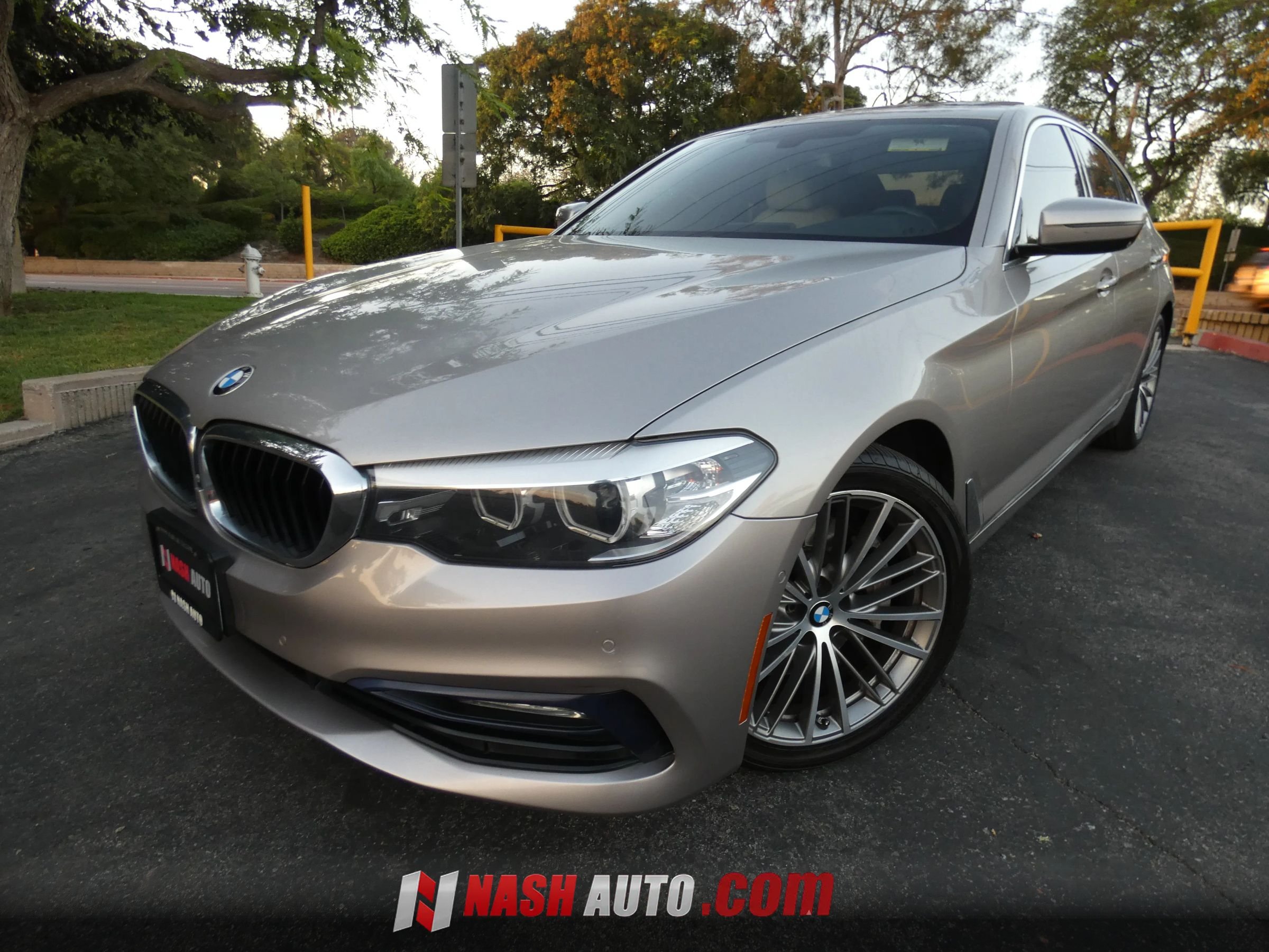 Used 2018 BMW 540i RWD image 14