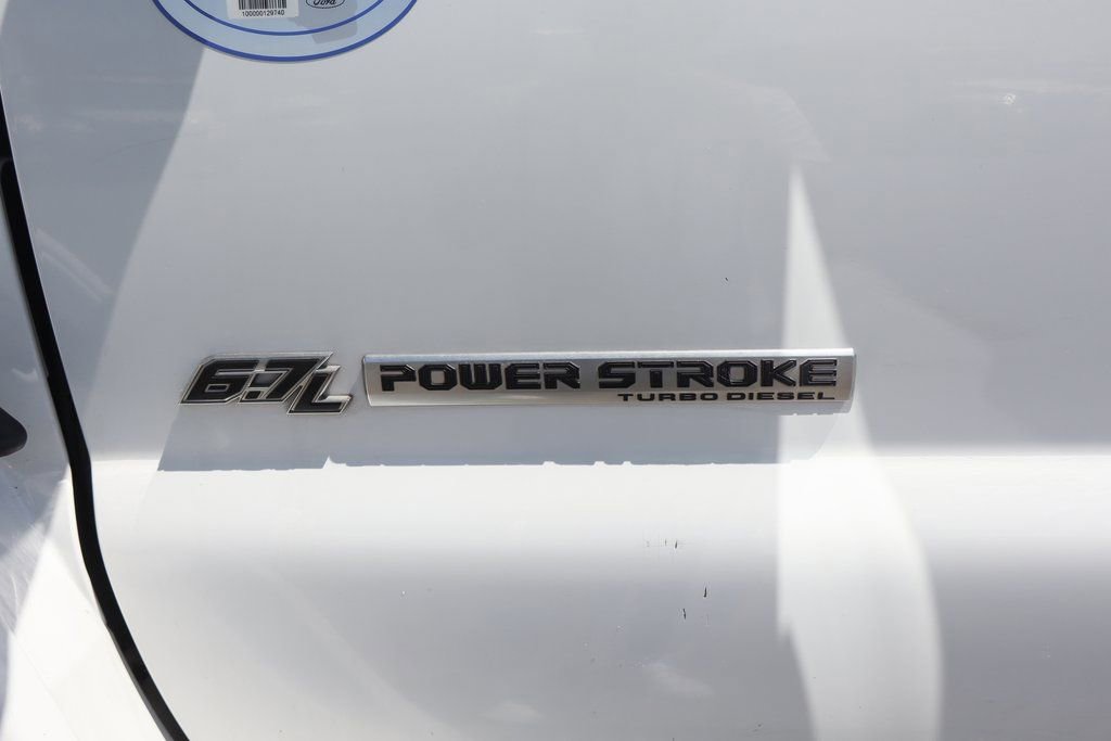 Used 2016 Ford F650 2WD Crew Cab Super Duty image 45