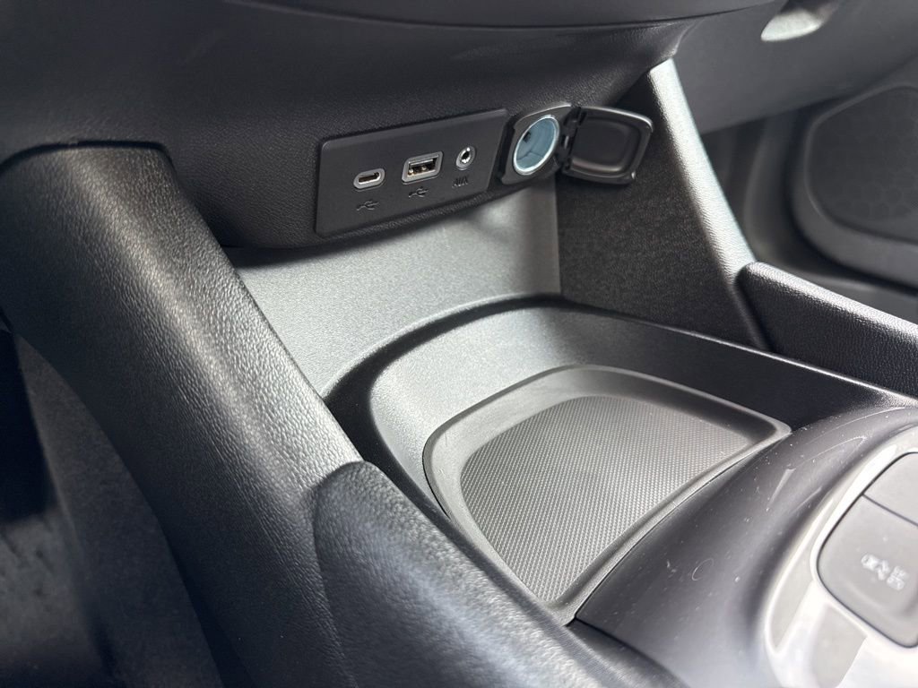 Used 2025 Chevrolet Malibu RS image 28