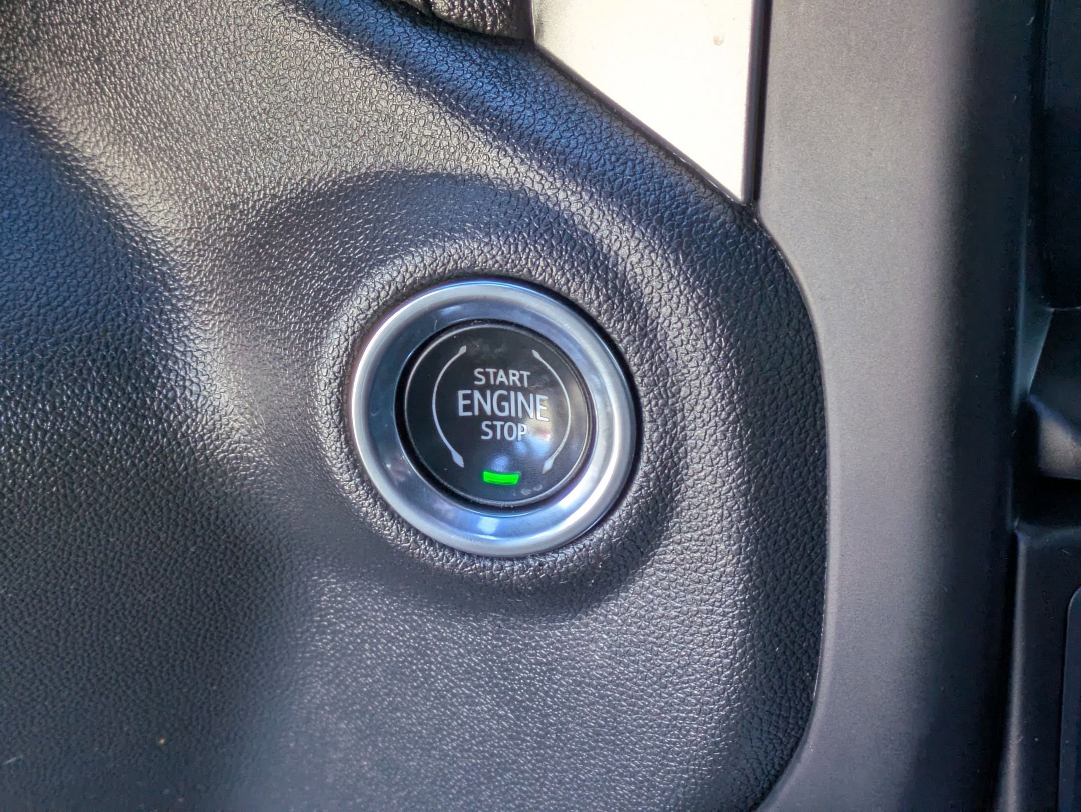 Used 2020 Chevrolet Silverado 1500 RST image 16