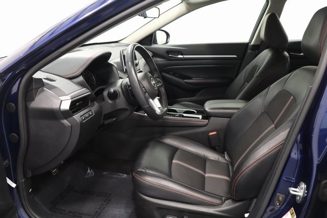 Used 2024 Nissan Altima 2.5 SR image 10