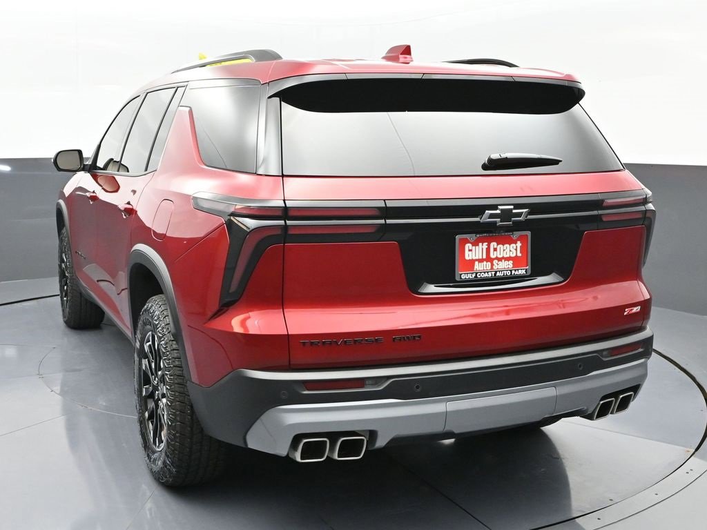 Used 2024 Chevrolet Traverse Z71 w/ LPO, Floor Liner Package image 4