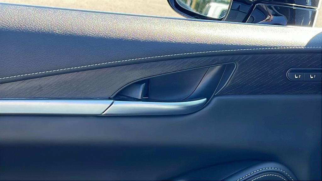 Used 2023 INFINITI QX60 Sensory w/ Vision Package image 10