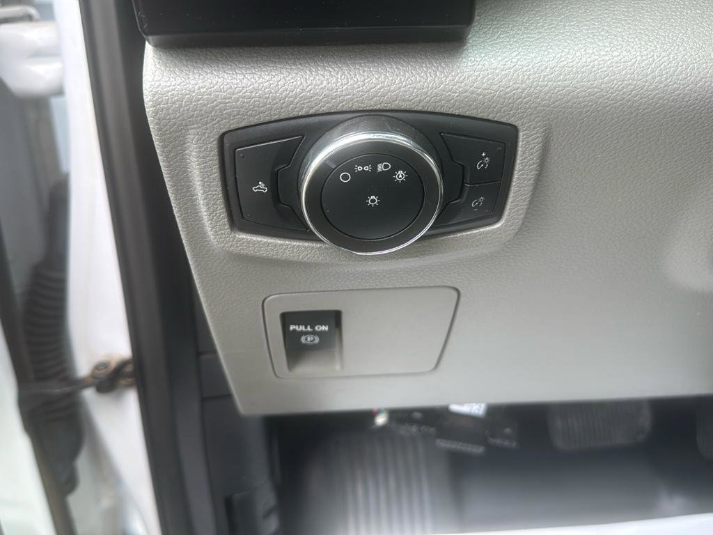 Used 2017 Ford F150 XL w/ Equipment Group 101A Mid RWD image 11