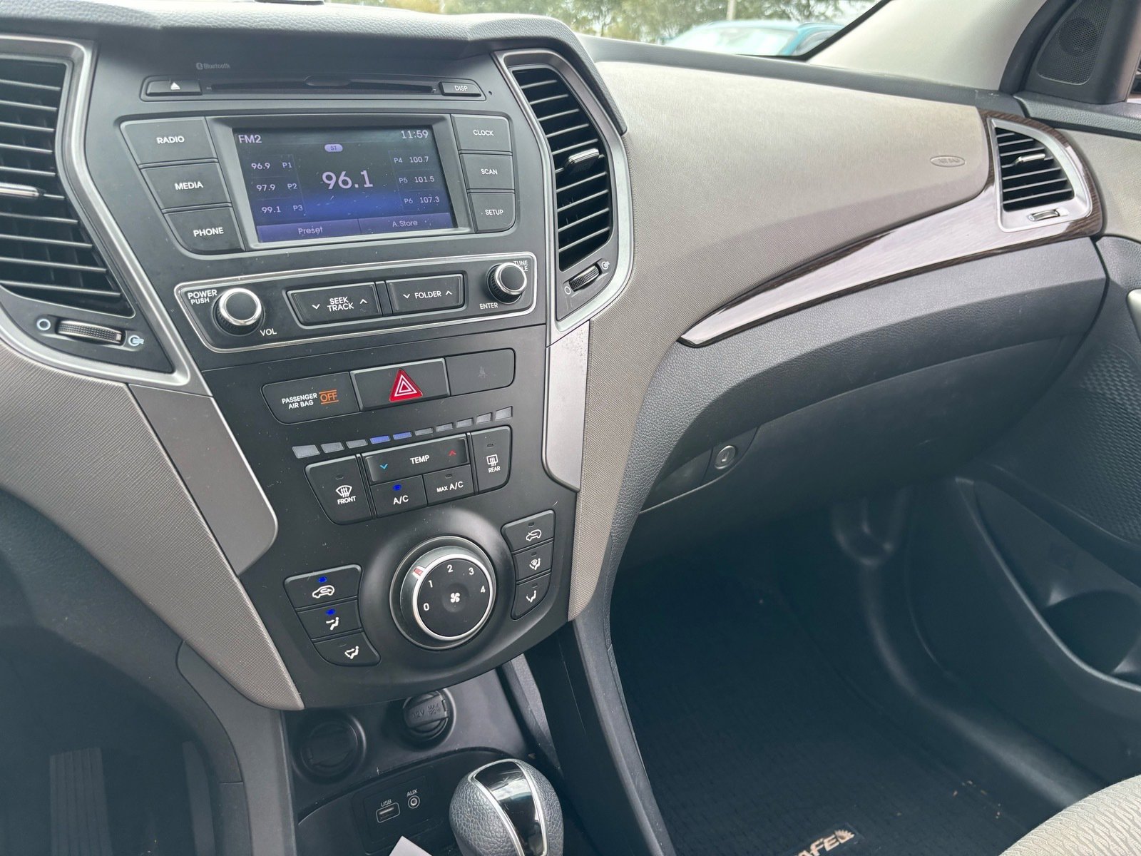 Used 2018 Hyundai Santa Fe Sport image 34