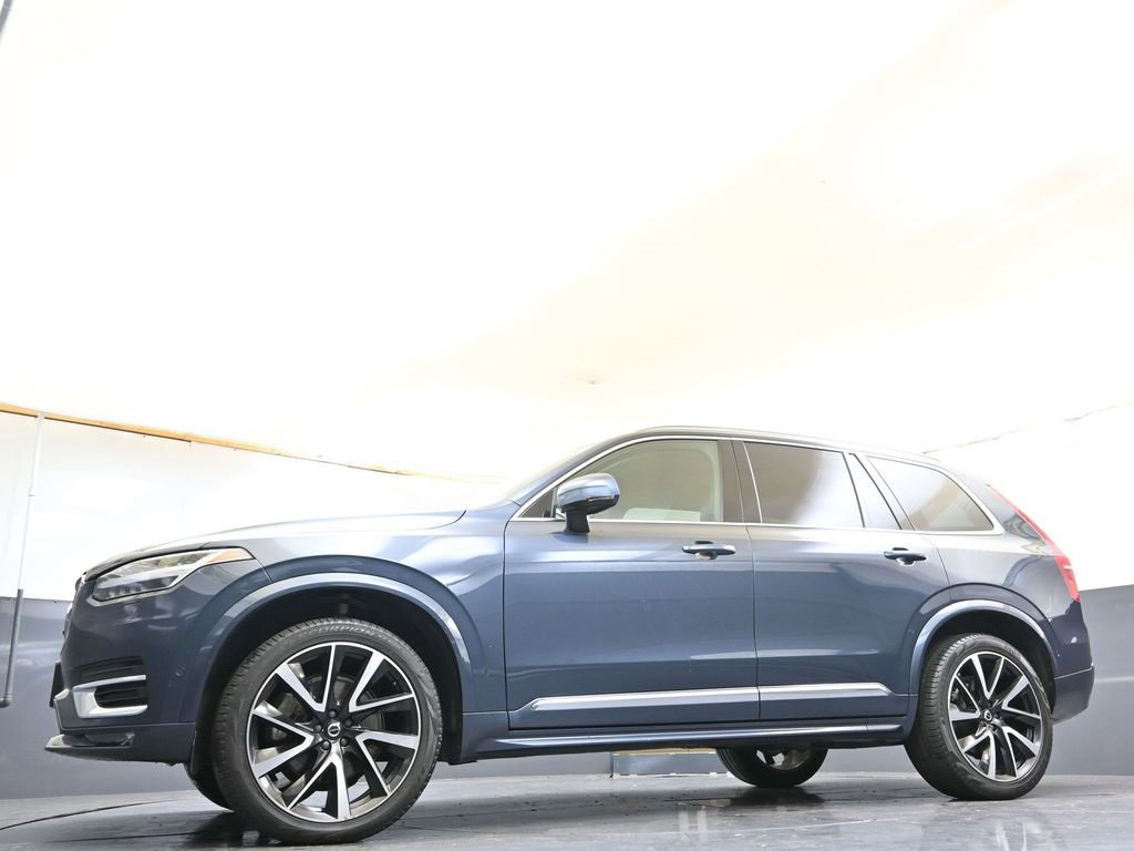 Certified 2023 Volvo XC90 B6 Plus w/ Protection Package Premier image 33