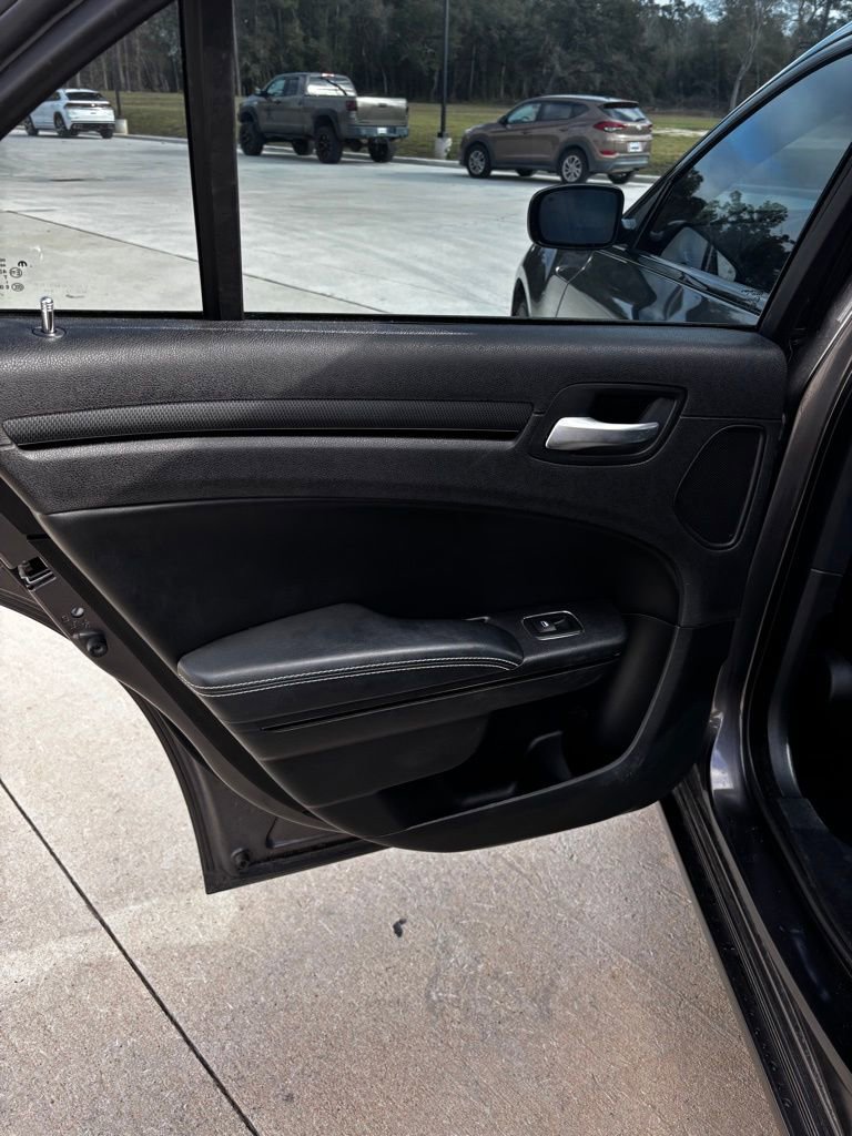 Used 2015 Chrysler 300 S image 11