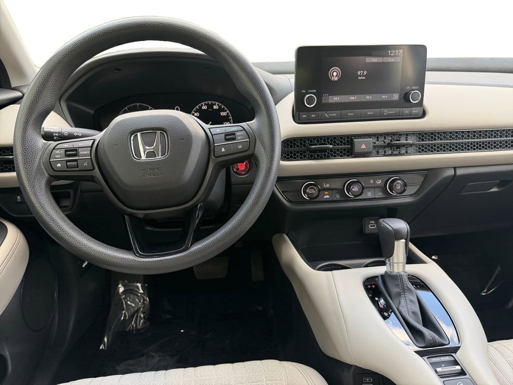 Used 2023 Honda HR-V LX image 10