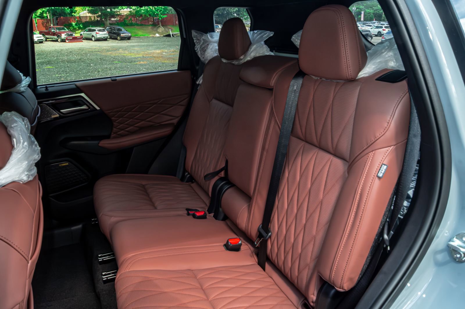 New 2025 Mitsubishi Outlander SEL image 14