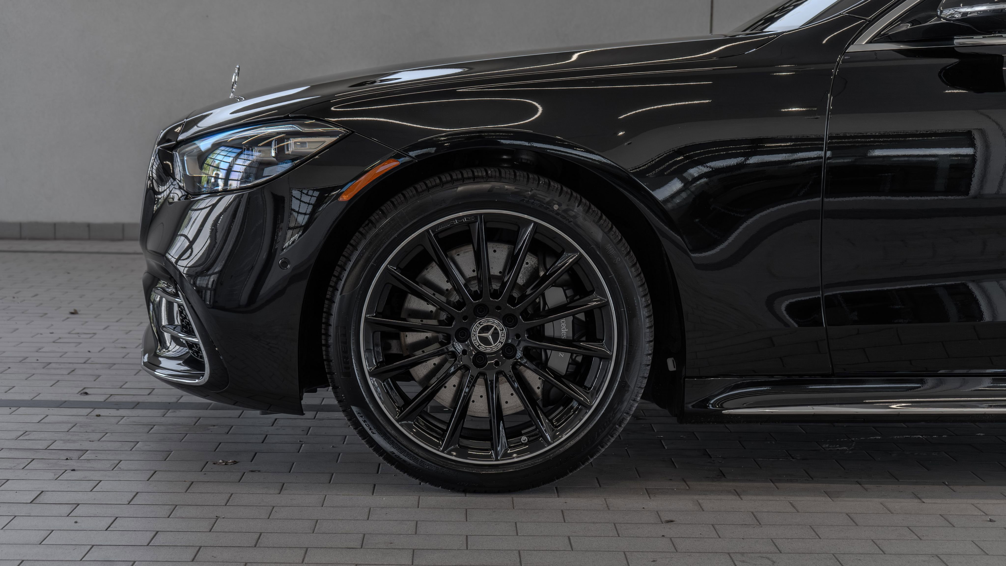New 2026 Mercedes-Benz S 580e 4MATIC Sedan image 4