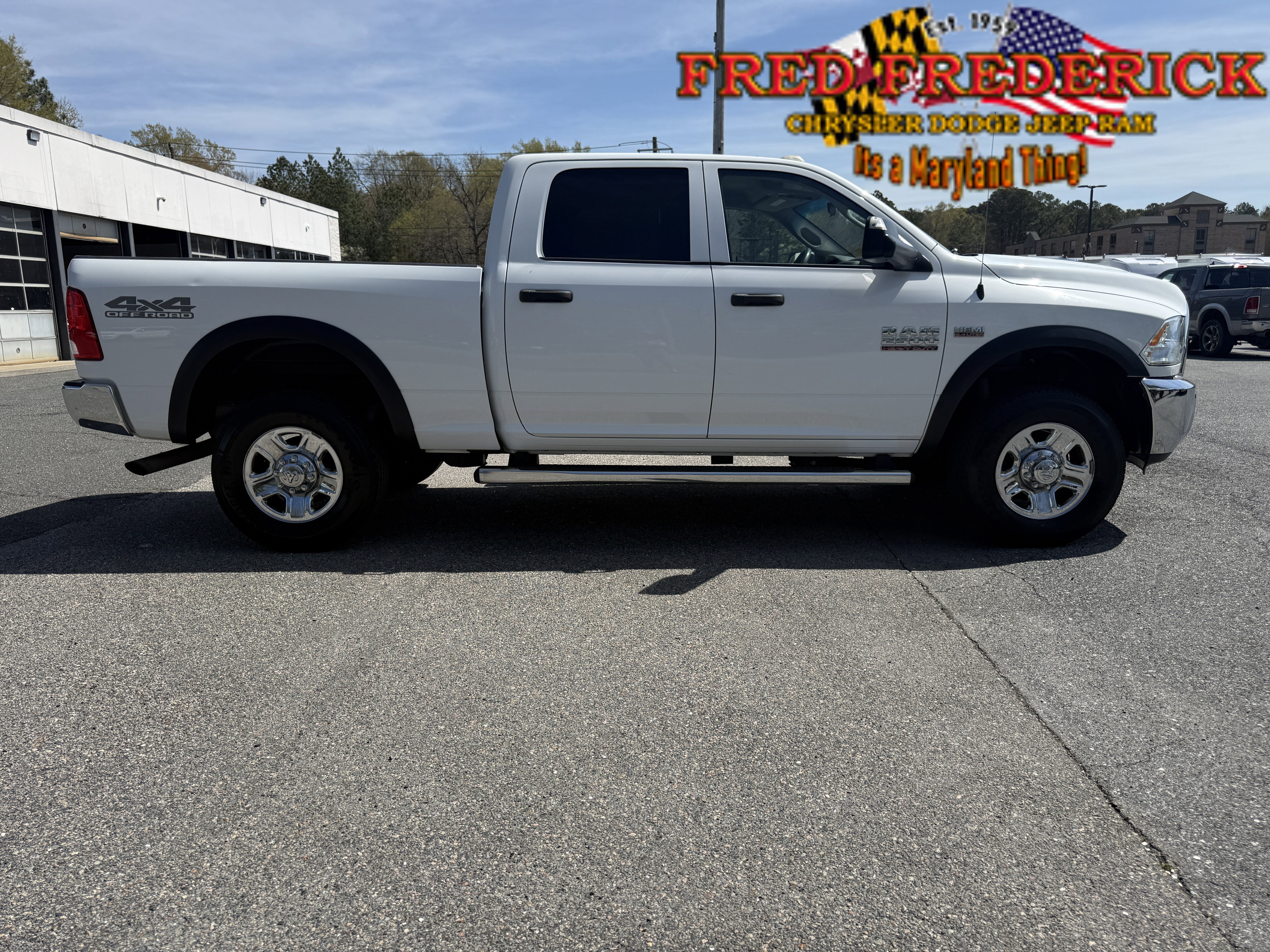 Used 2018 RAM 2500 Tradesman w/ Chrome Appearance Group image 9