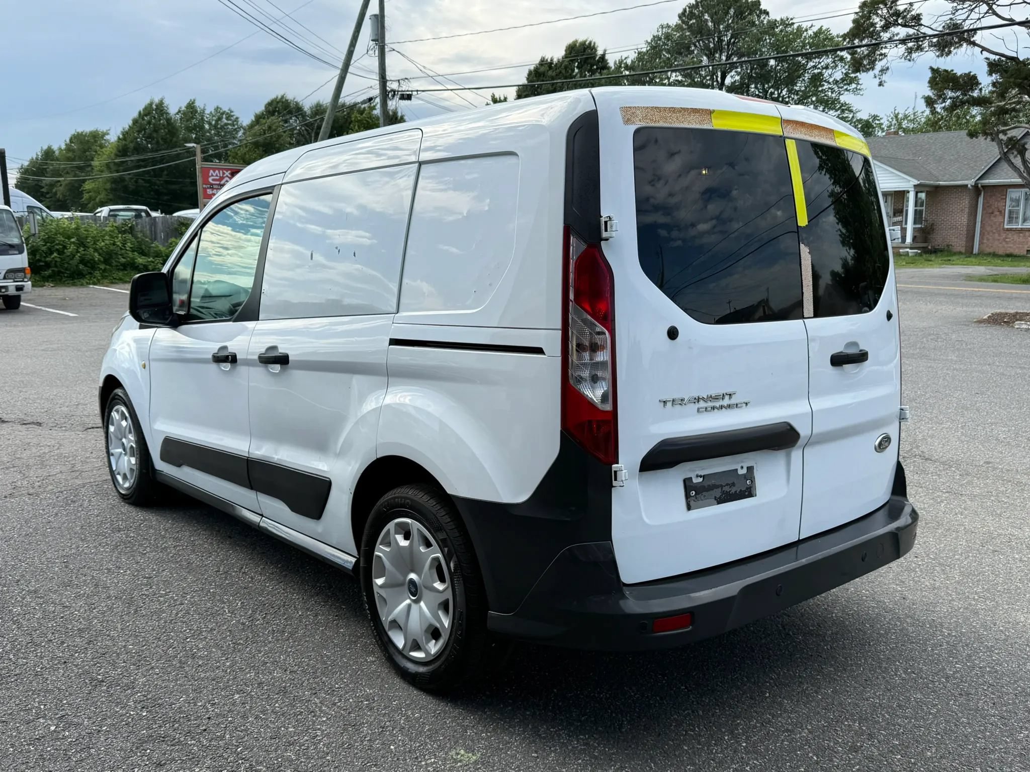 Used 2015 Ford Transit Connect XL FWD image 16