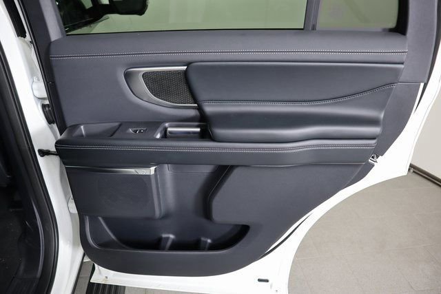 New 2025 Ford Expedition Platinum w/ Stealth Appearance Package image 12