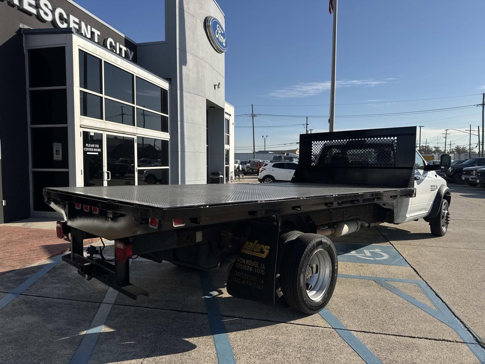 Used 2015 RAM 5500 Tradesman w/ Power & Remote Entry Group RWD image 9