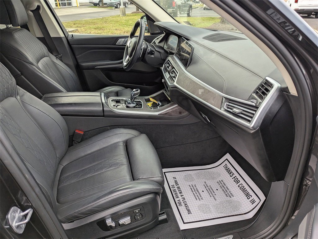 Used 2021 BMW X7 xDrive40i w/ Executive Package image 20