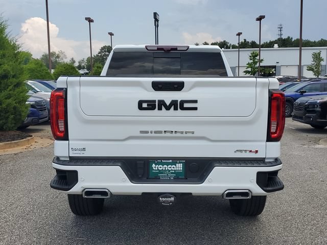 Used 2024 GMC Sierra 1500 AT4 w/ Technology Package AWD/4WD image 5