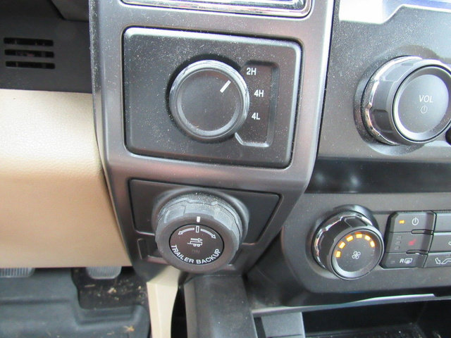 Used 2020 Ford F150 XLT w/ Equipment Group 302A Luxury AWD/4WD image 35