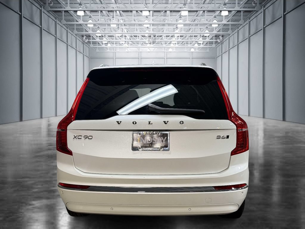 Used 2025 Volvo XC90 B6 Ultra AWD/4WD image 11