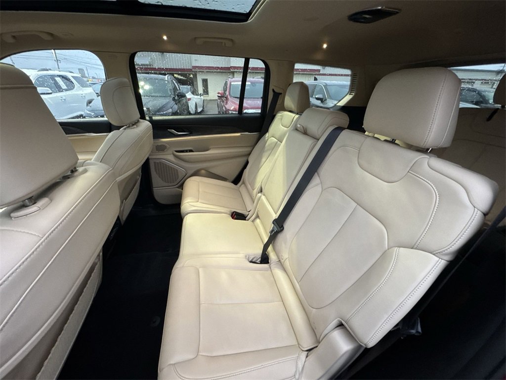 Used 2021 Jeep Grand Cherokee L Limited w/ Trailer Tow Group (B) image 23