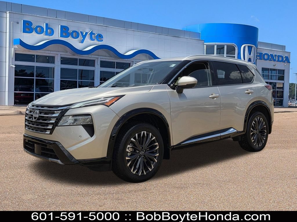 Used 2025 Nissan Rogue Platinum w/ Tech Package
