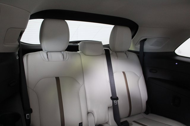 Used 2024 MAZDA CX-90 Plug-In Hybrid w/ Premium Plus image 10