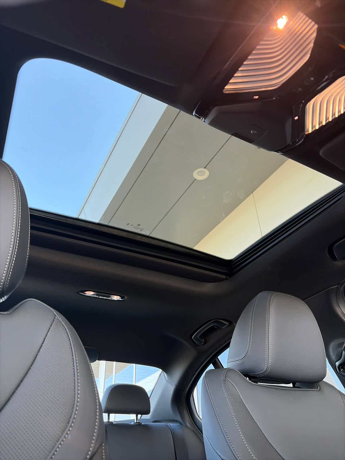 New 2026 BMW 330i Sedan w/ M Sport Package RWD image 17