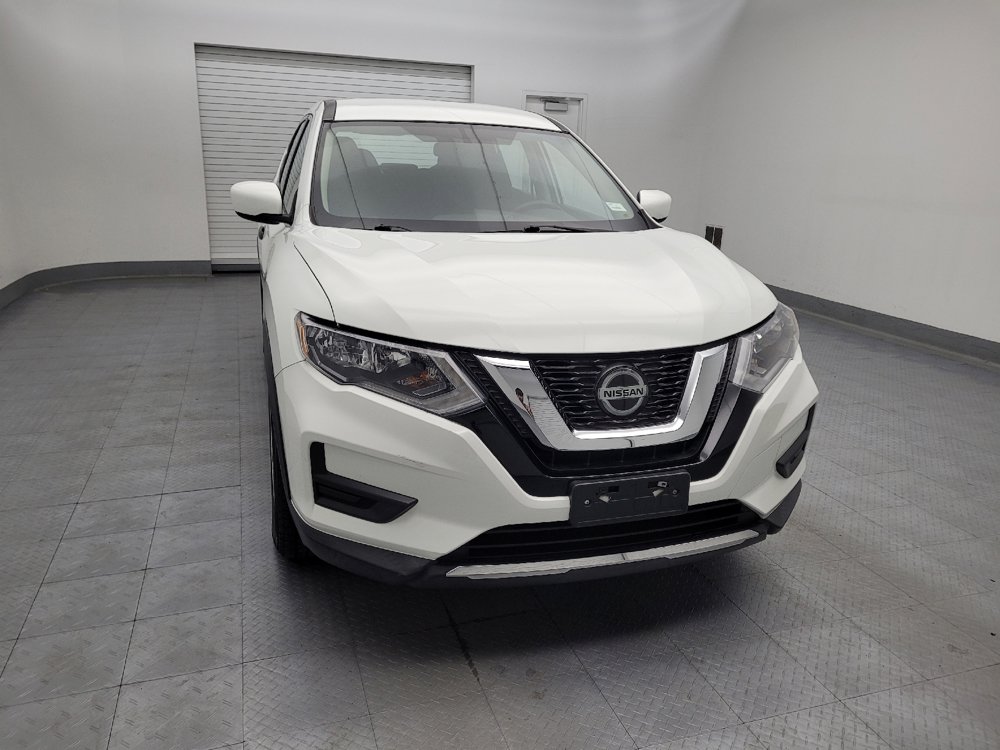 Used 2018 Nissan Rogue S AWD/4WD image 14
