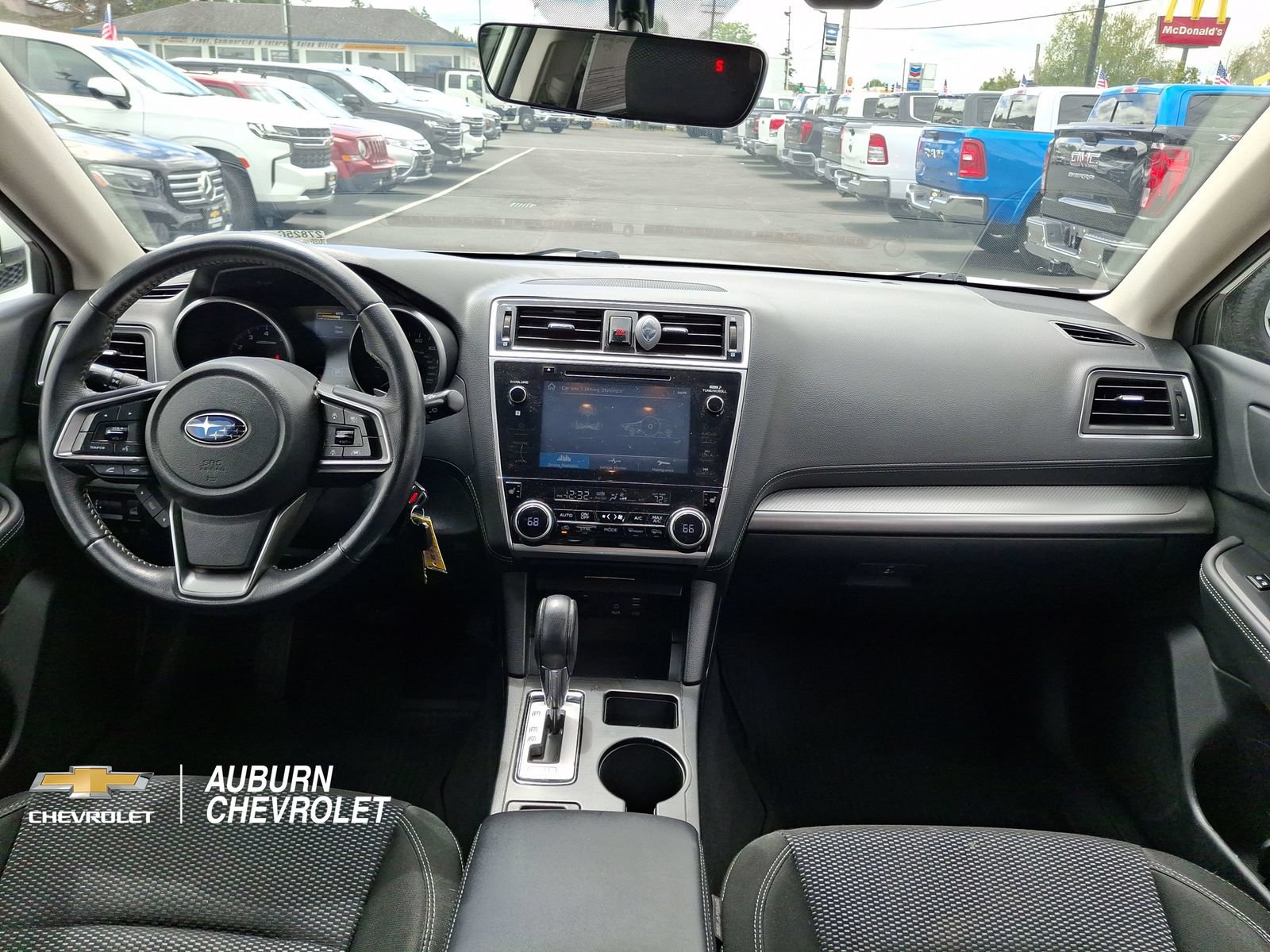 Used 2018 Subaru Outback 2.5i Premium AWD/4WD image 9
