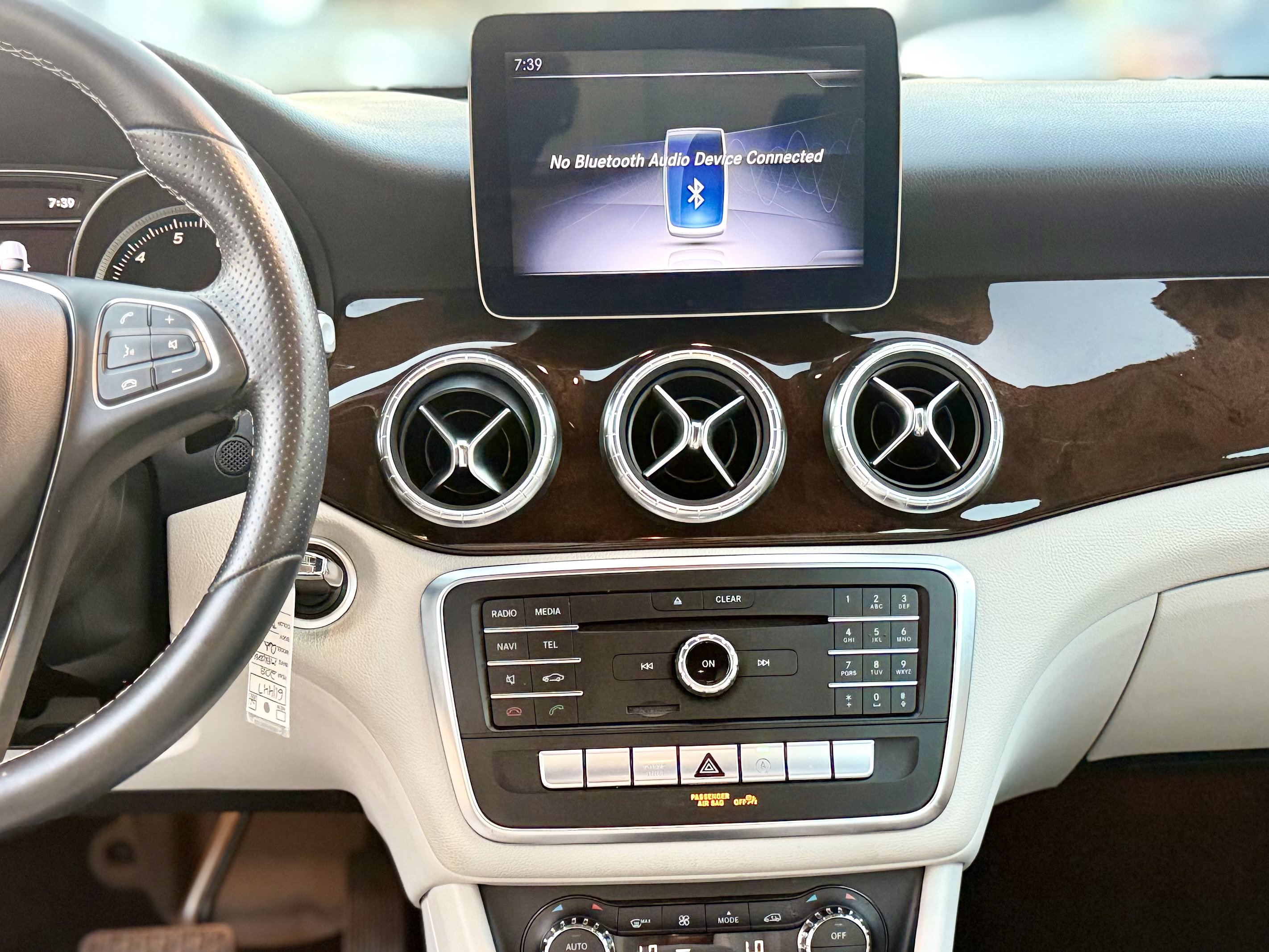 Used 2018 Mercedes-Benz CLA 250 image 27
