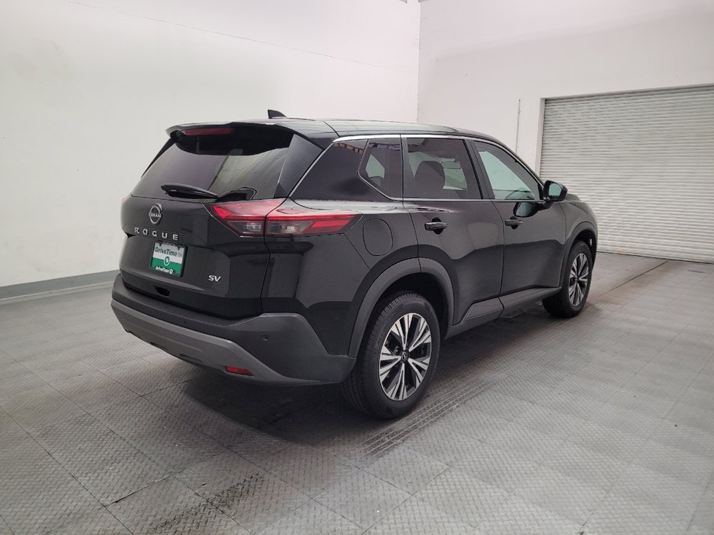 Used 2023 Nissan Rogue SV FWD image 9