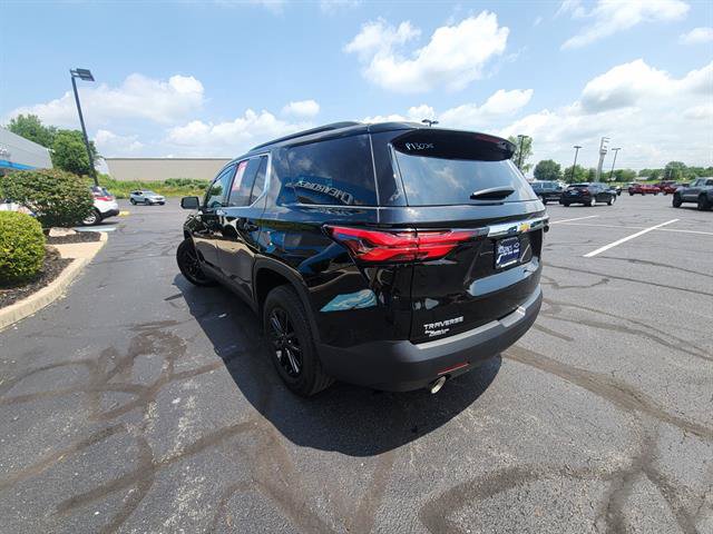 Used 2023 Chevrolet Traverse LT FWD image 7
