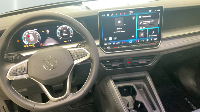 New 2026 Volkswagen Tiguan SE AWD/4WD image 10