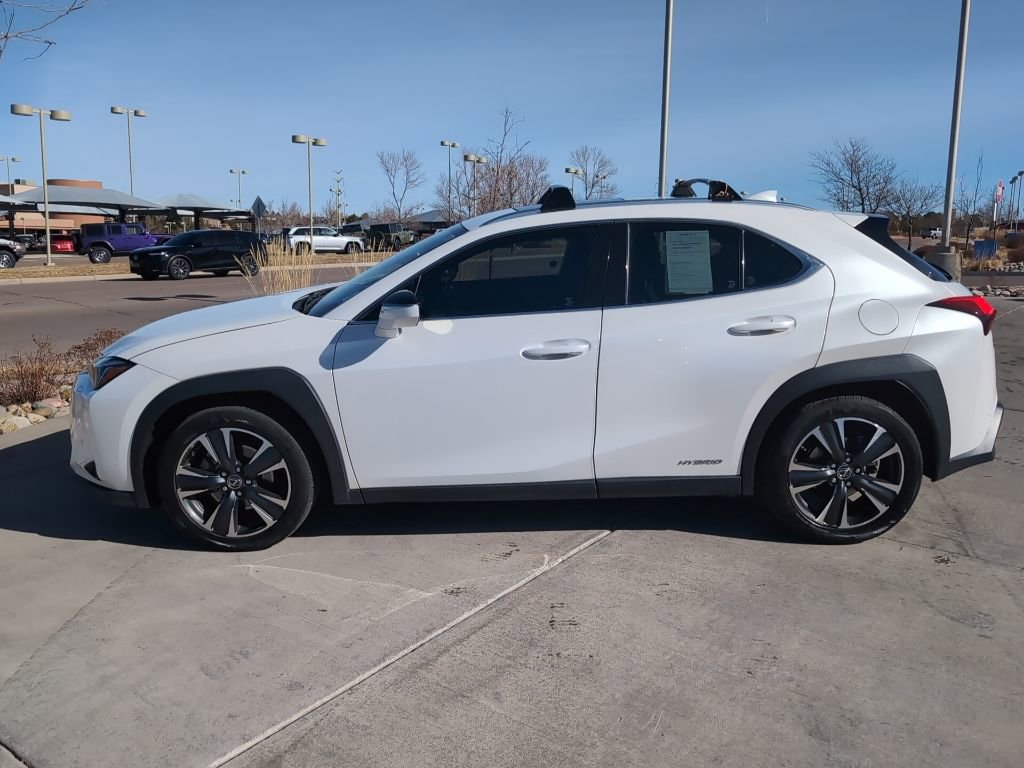 Used 2021 Lexus UX 250h w/ Accessory Package (Z1) image 5