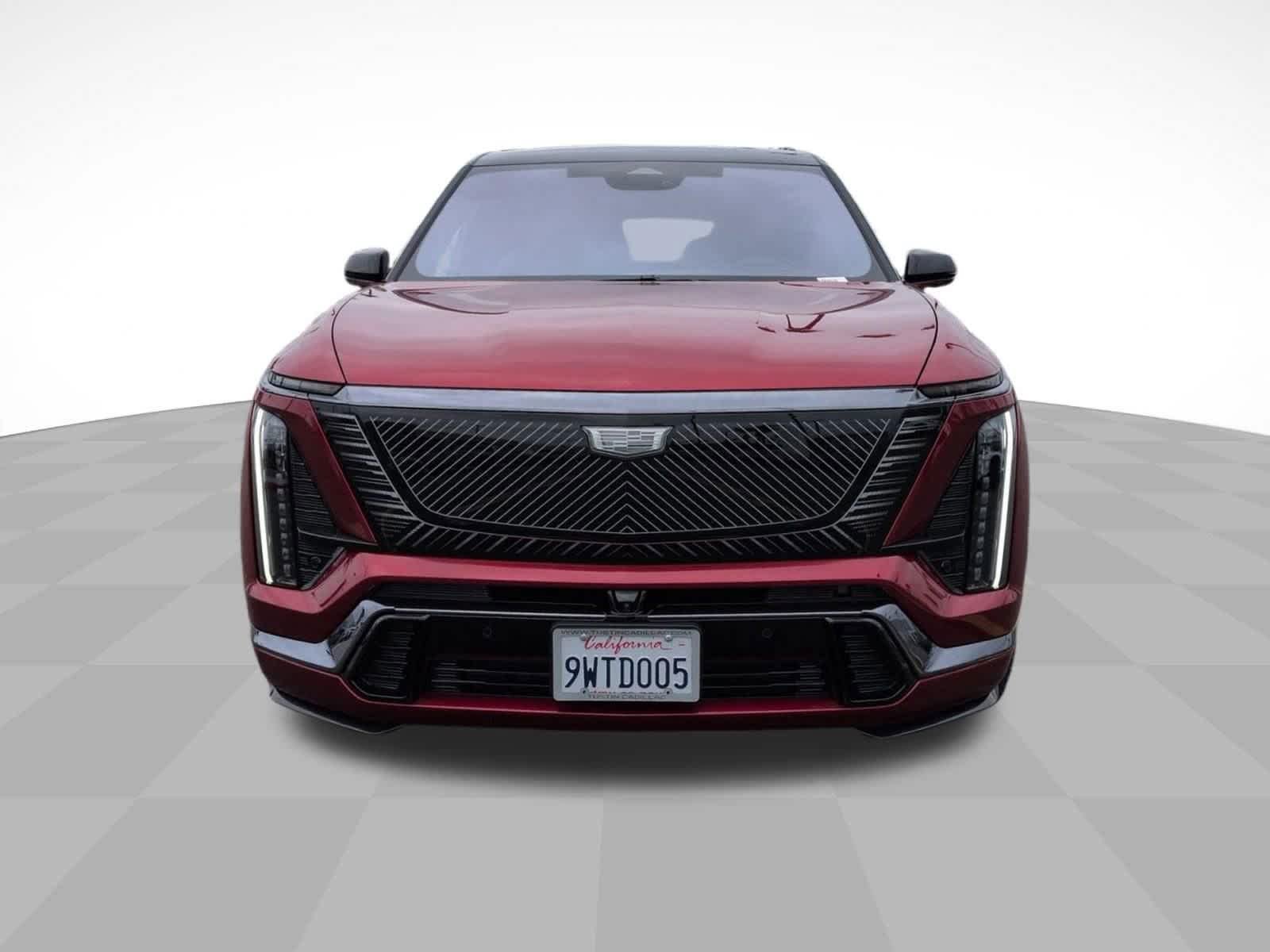 Used 2026 Cadillac Vistiq Platinum AWD/4WD image 2