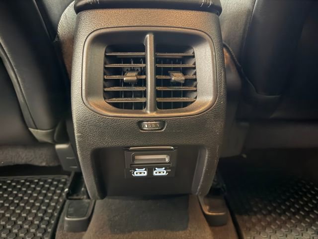 Used 2020 Jeep Cherokee Latitude Plus w/ Cold Weather Group image 30