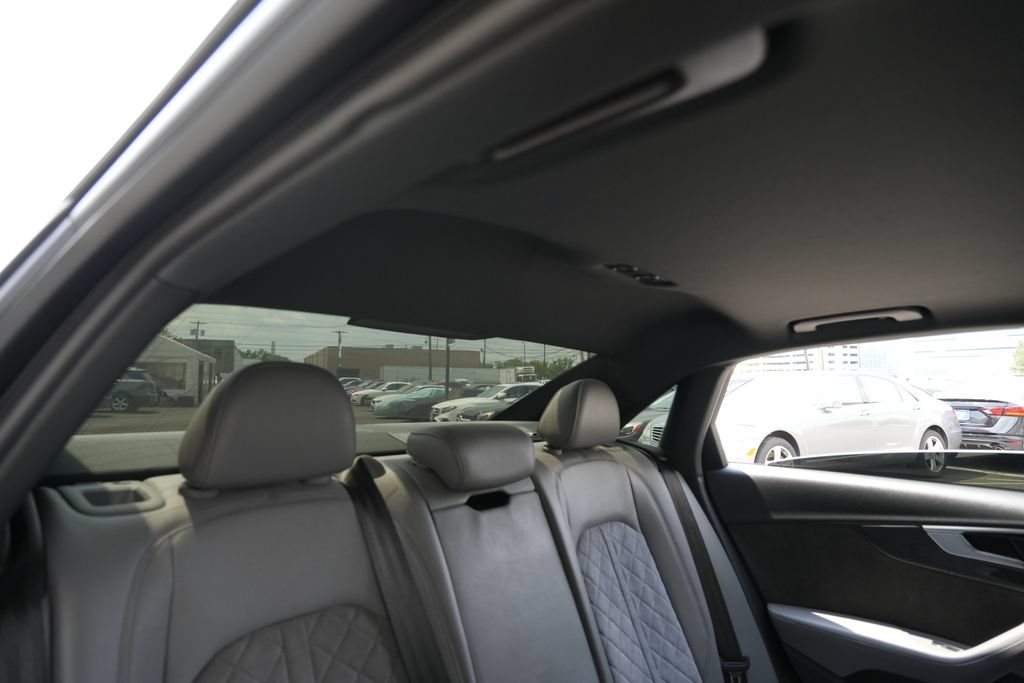 Used 2021 Audi S4 Premium Plus w/ Premium Plus Package AWD/4WD image 30